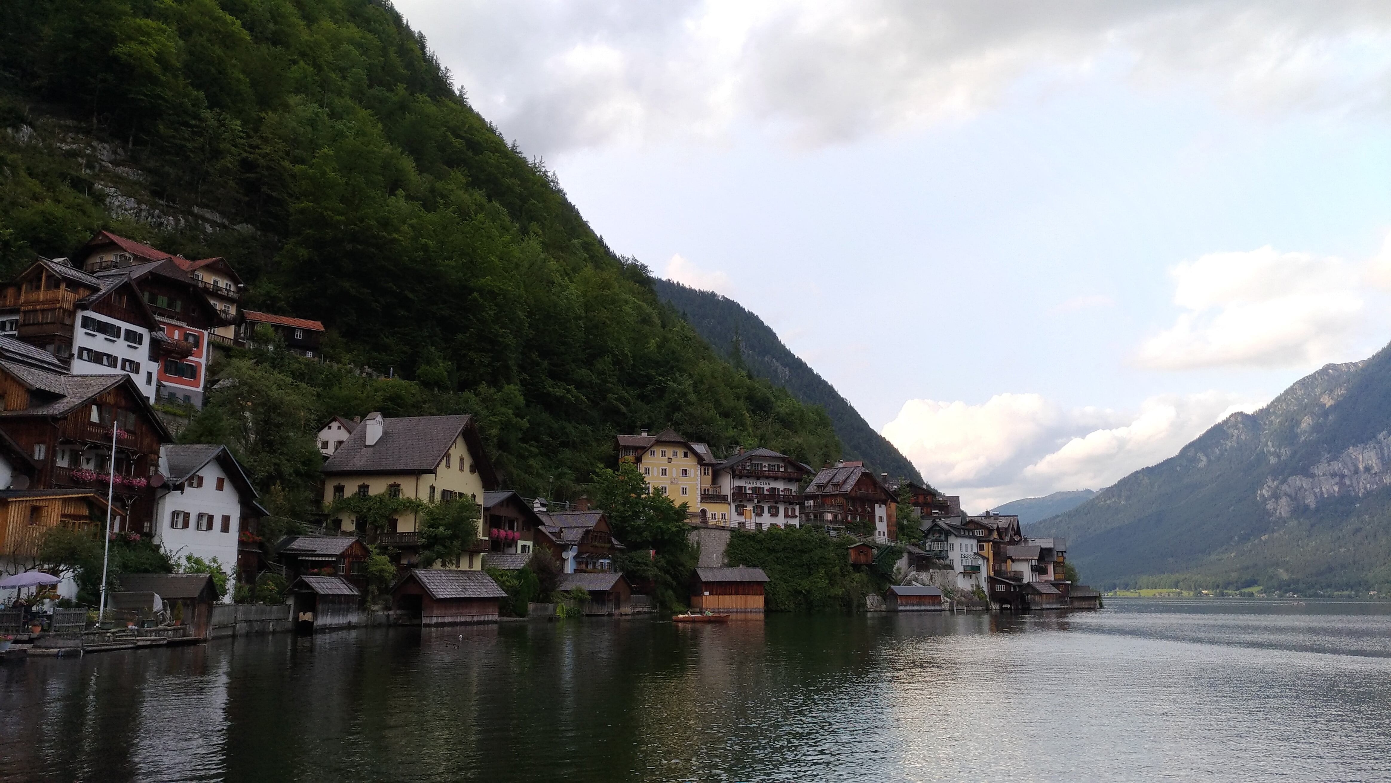 P 20170821 180949 vHDR Auto - 奧地利必遊景點 - 哈修塔特(Hallstatt) 寧靜絕美的歐風小鎮