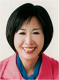 鄭汝芬與謝新隆家族政治脈絡